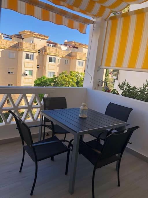 Encantador Apartamento Residencial Con Piscina Torremolinos Extérieur photo